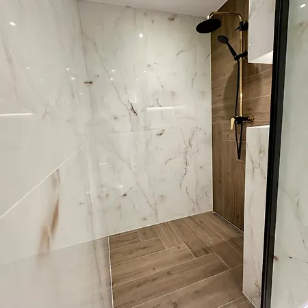 Gold Z Widokiem Na Morze Apartmán *