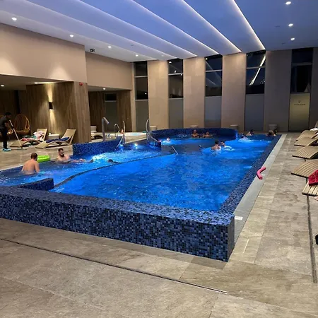 Gold Z Widokiem Na Morze