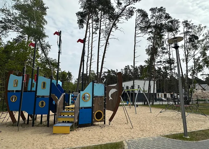 Gold Z Widokiem Na Morze Дзивновек